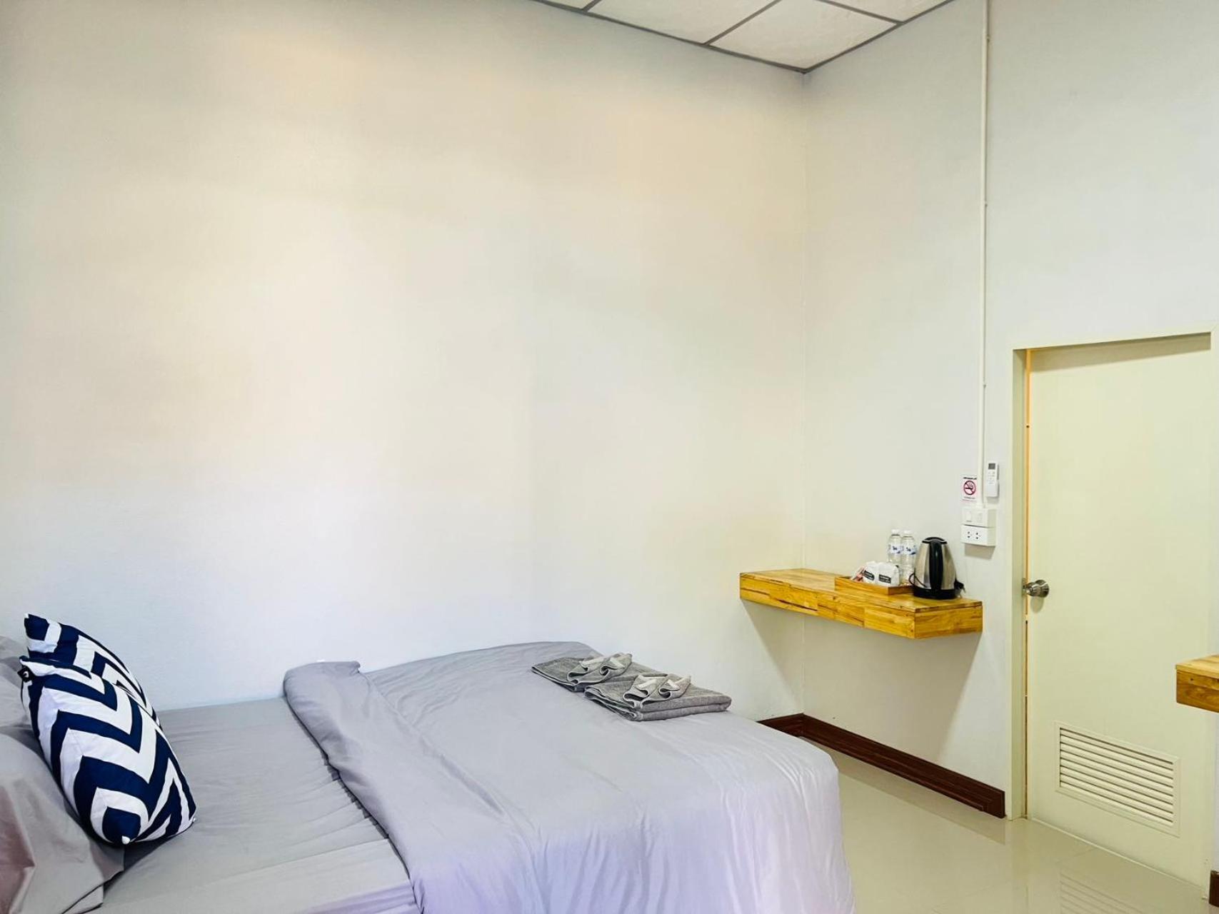 Lungwang Guest House Ban Rak Thai Eksteriør bilde
