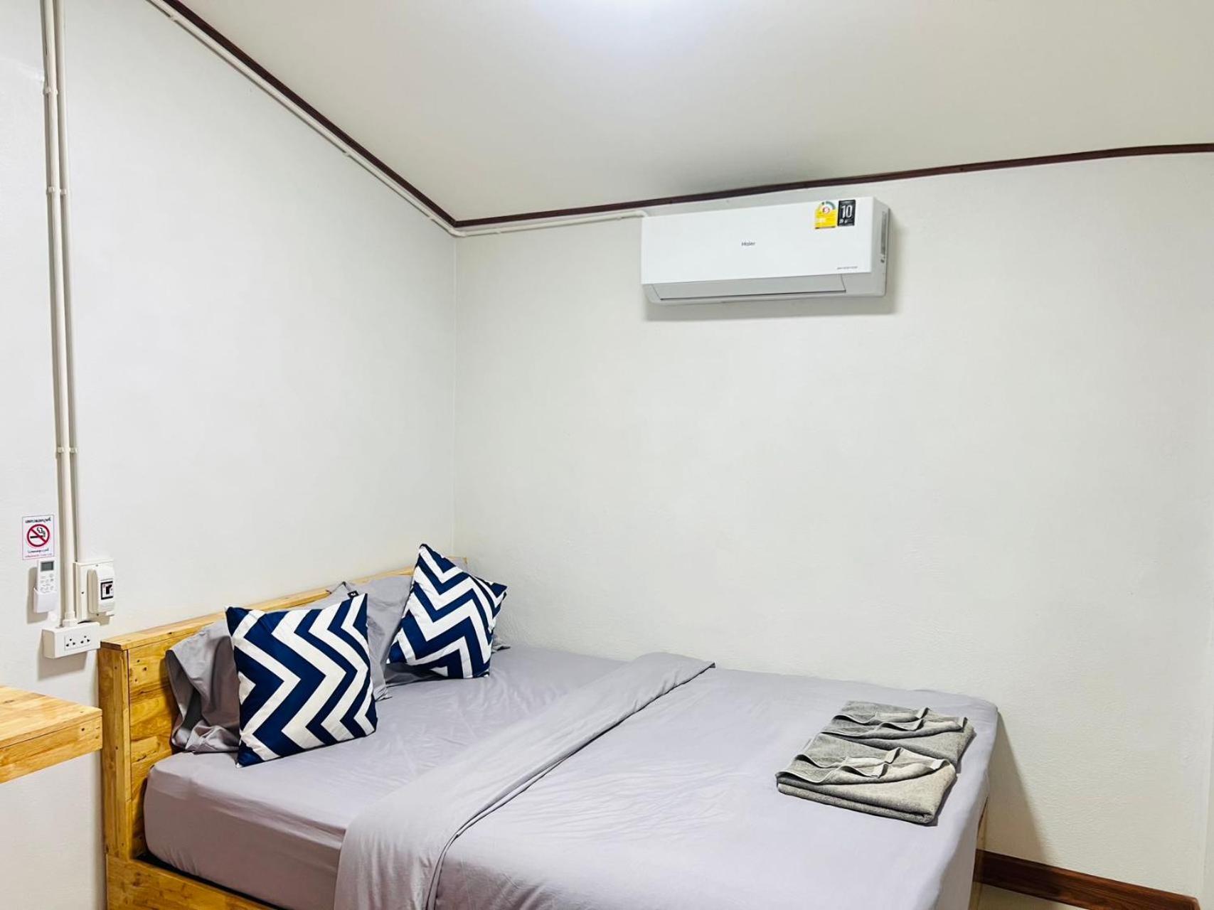 Lungwang Guest House Ban Rak Thai Eksteriør bilde