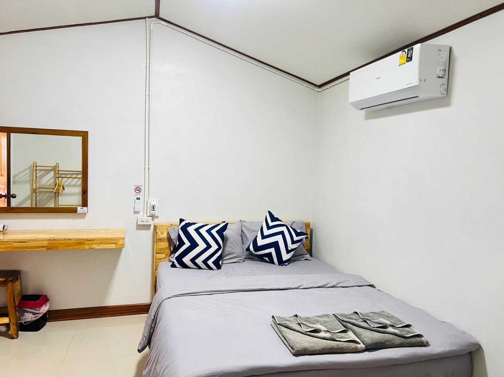 Lungwang Guest House Ban Rak Thai Eksteriør bilde
