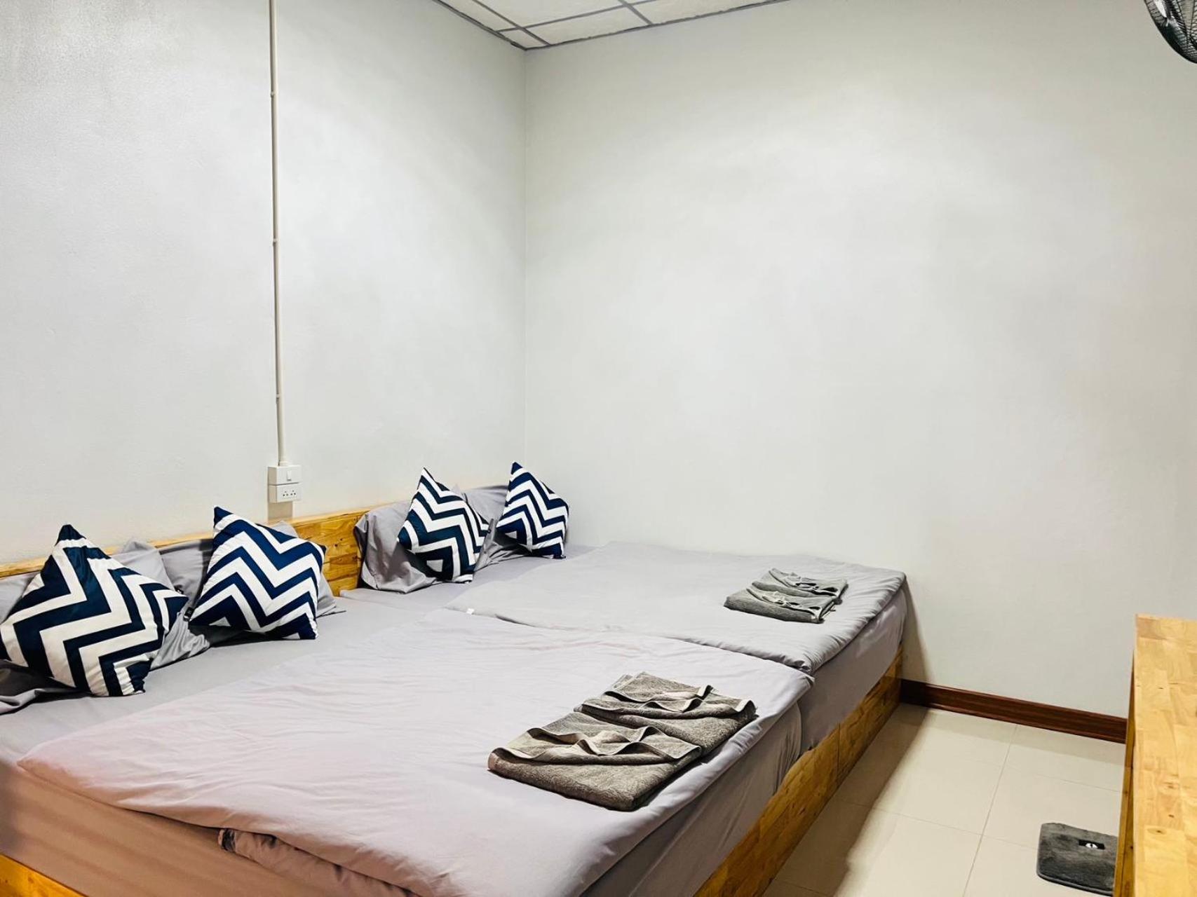 Lungwang Guest House Ban Rak Thai Eksteriør bilde