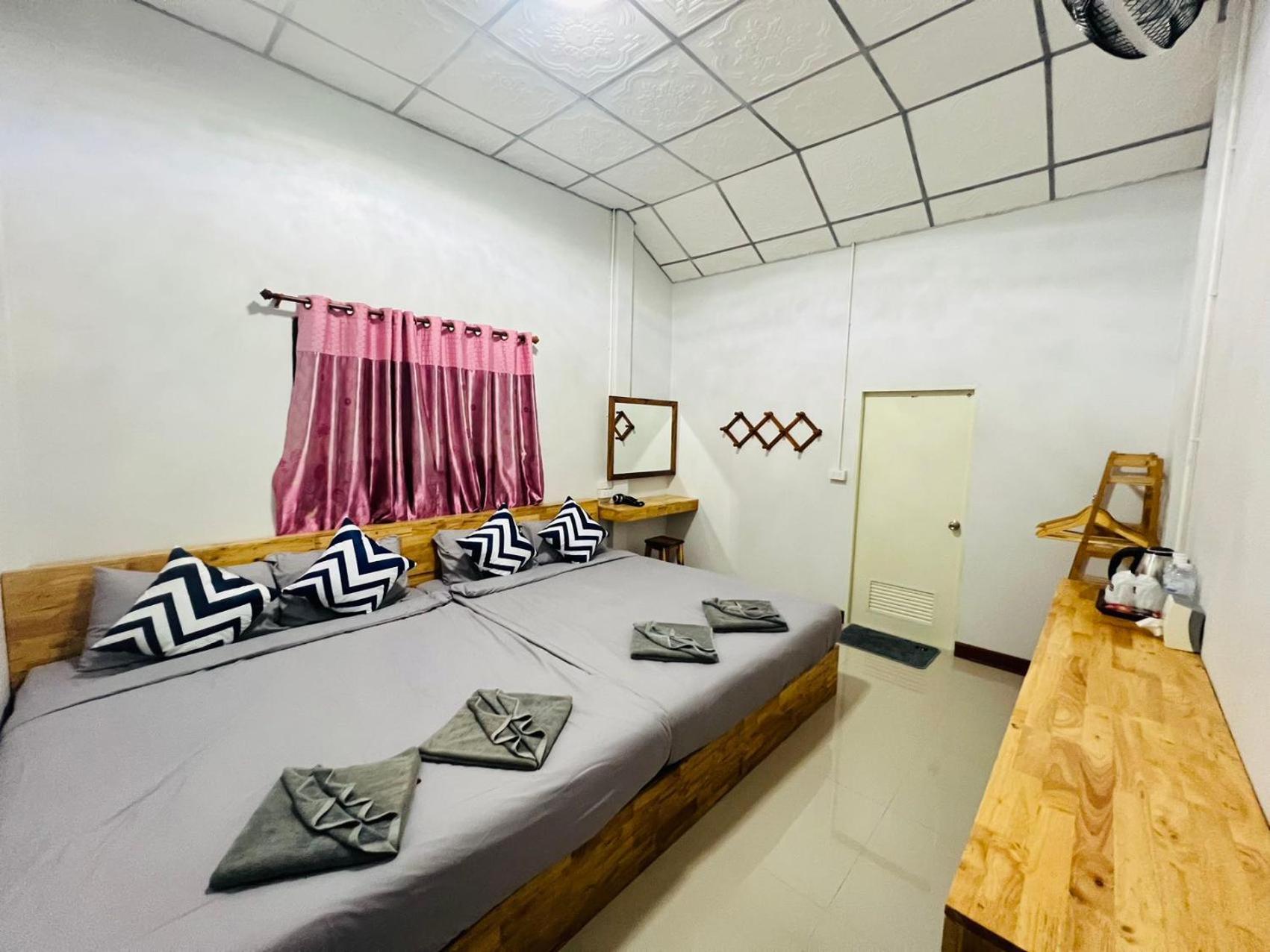 Lungwang Guest House Ban Rak Thai Eksteriør bilde